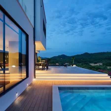 Carbon Holiday home Labin (Istria)